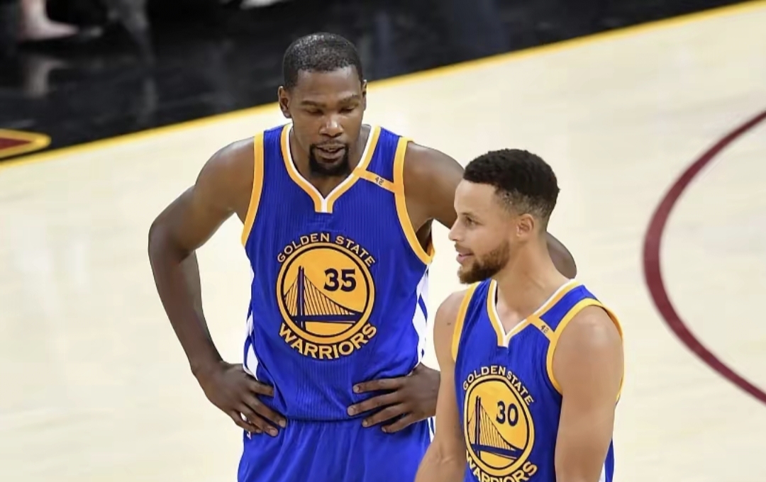 杜兰特赛事官方发布回归赛场新规，勇士争议不断！的简单介绍九游官网