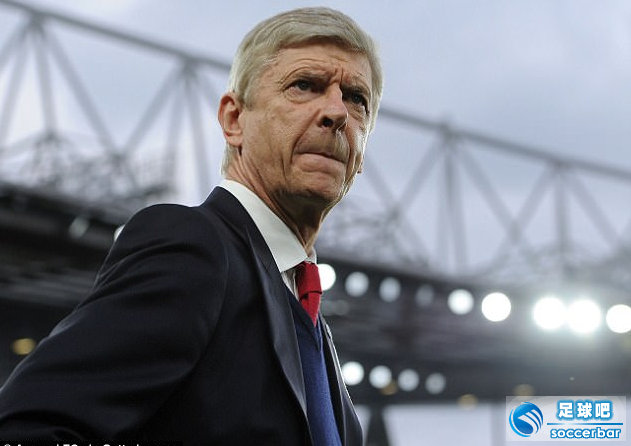 关于阿斯顿维拉今晚战术微调，志在欧冠名次提升，质疑声仍在，高层口径保持一致的信息九游